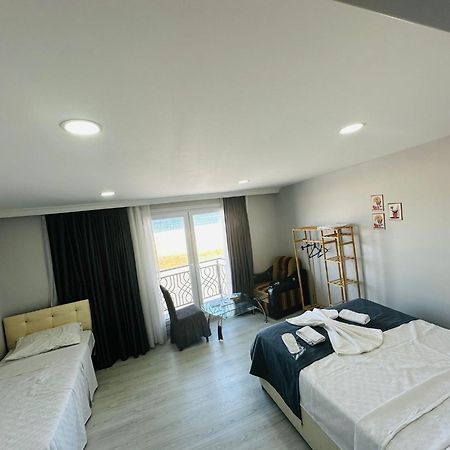 Holiday Beach Hotel Arnavutkoy Dış mekan fotoğraf